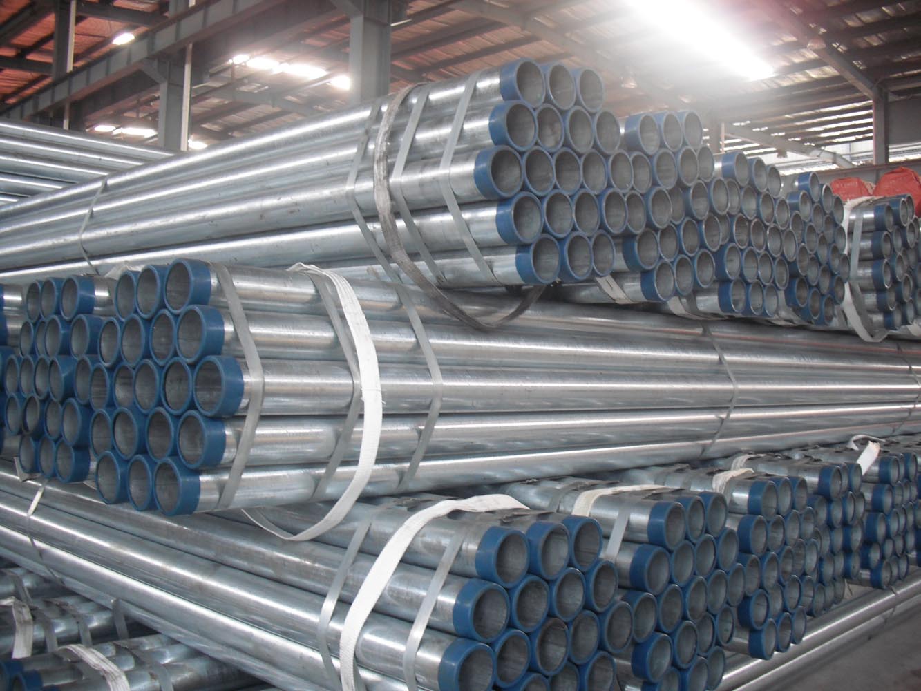 Galvanized steel pipe (1).JPG